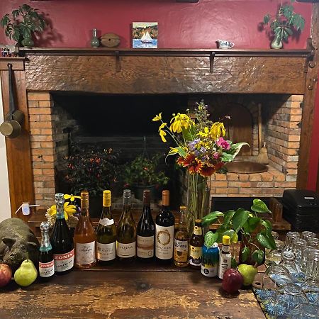 Black Boar Inn אוגונקוויט מראה חיצוני תמונה