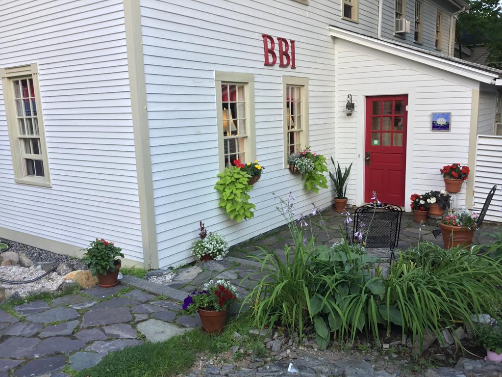 Black Boar Inn אוגונקוויט מראה חיצוני תמונה
